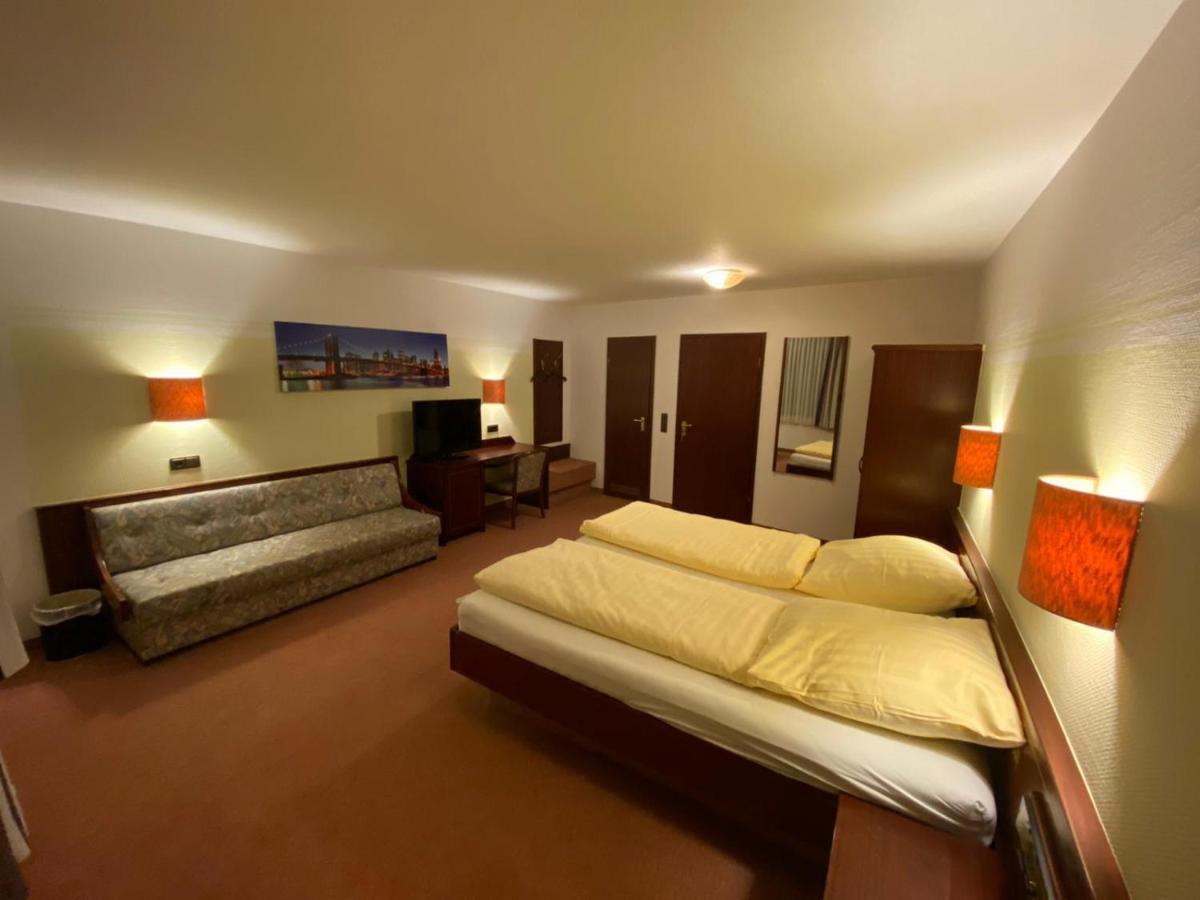 Hotel Goldener Loewe Zeulenroda-Triebes Luaran gambar