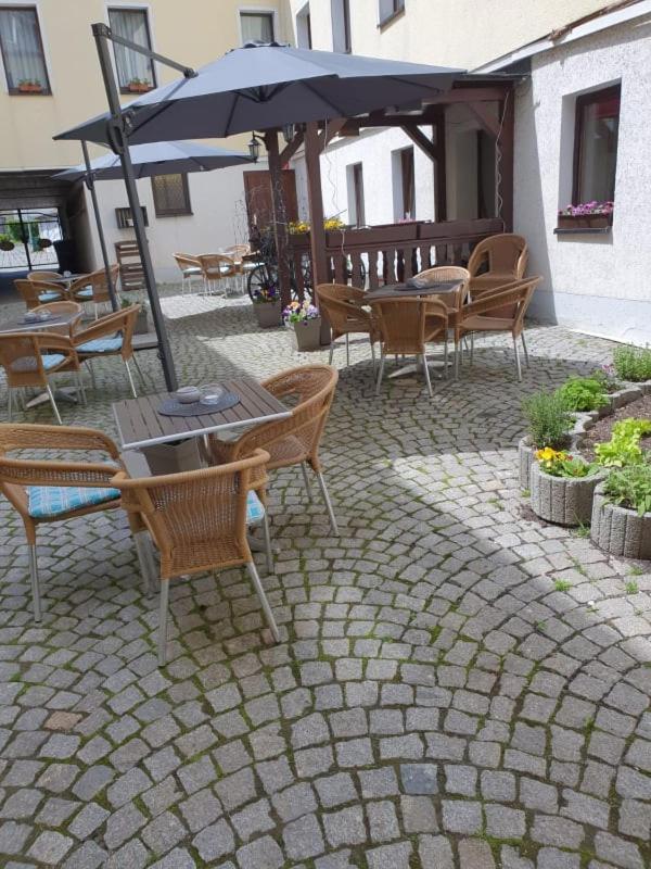 Hotel Goldener Loewe Zeulenroda-Triebes Luaran gambar