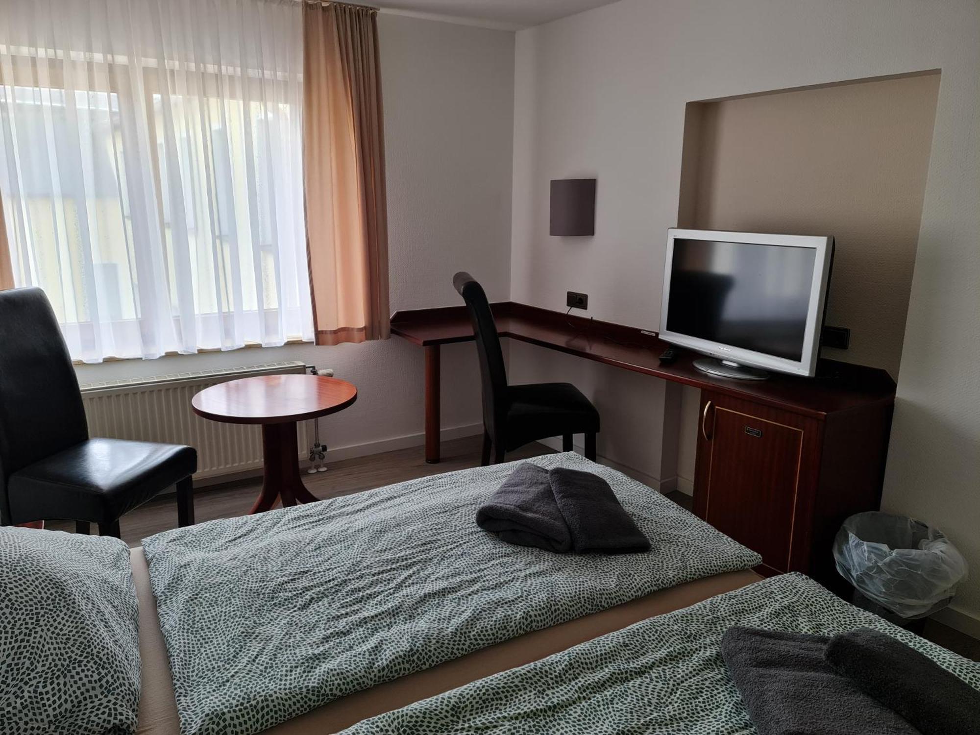 Hotel Goldener Loewe Zeulenroda-Triebes Luaran gambar