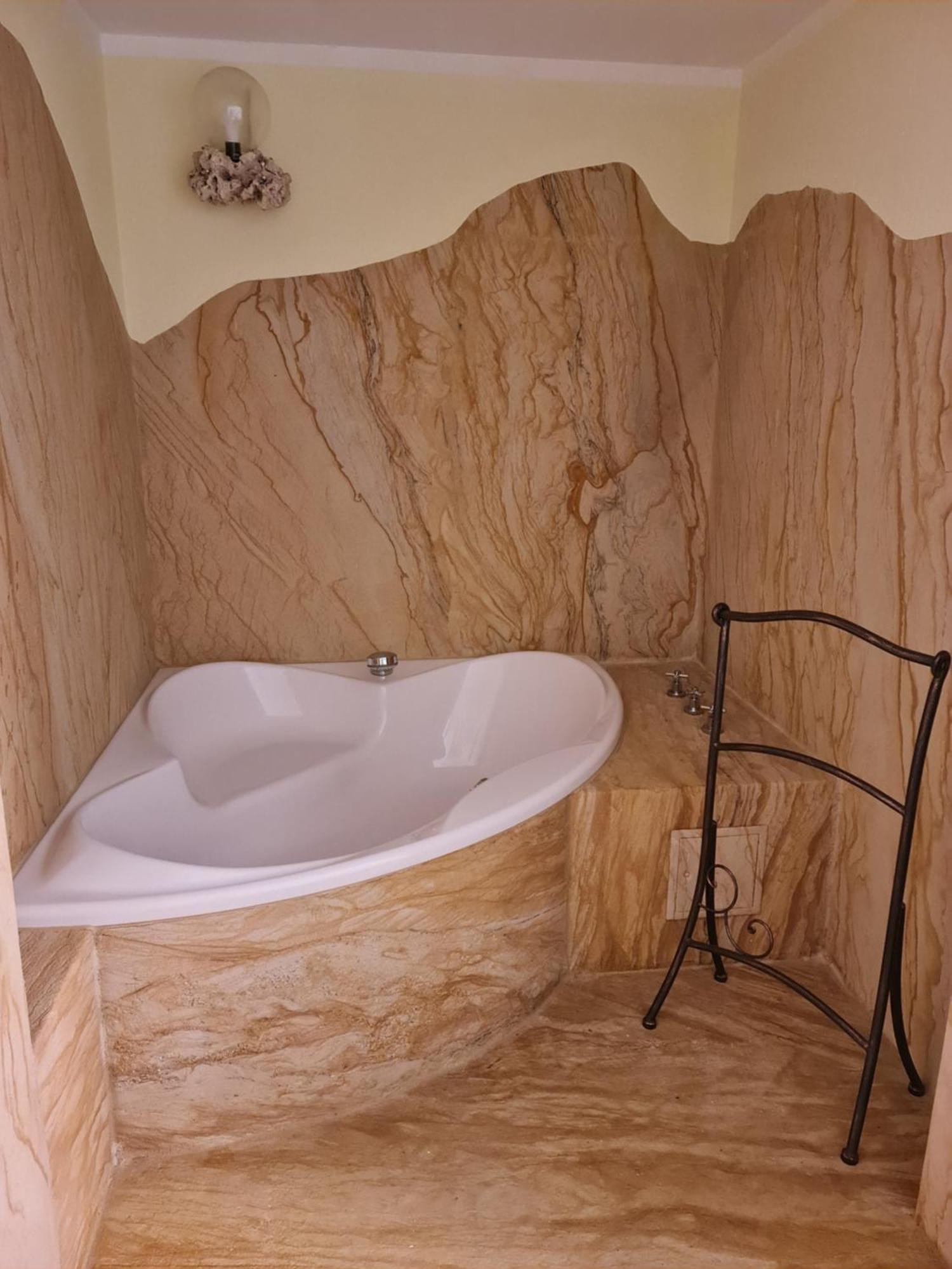 Hotel Goldener Loewe Zeulenroda-Triebes Luaran gambar